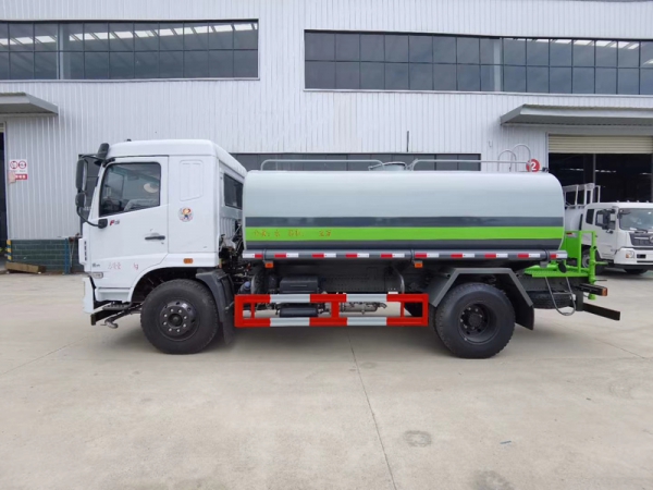東風華神12噸多功能灑水車