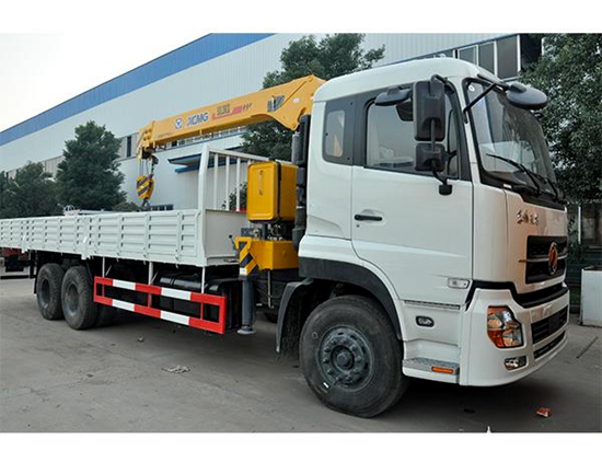 東風天龍后雙橋12噸隨車吊