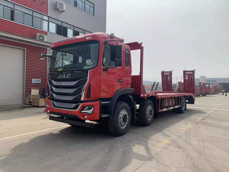 【國六】江淮K5小三軸挖機(jī)平板車