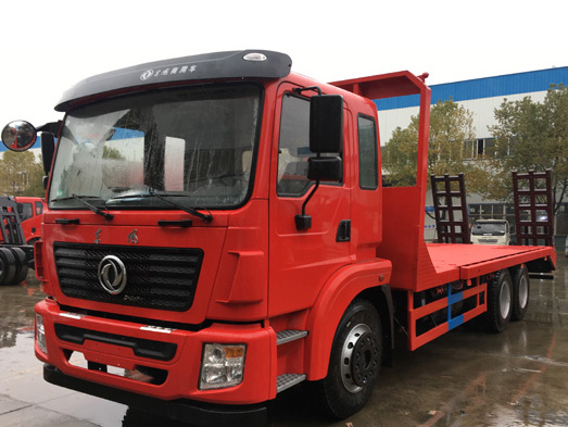 東風錦程后八輪平板車