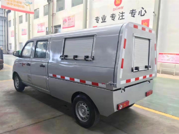 福田祥菱3方國(guó)六雙排密封自卸垃圾車(chē)