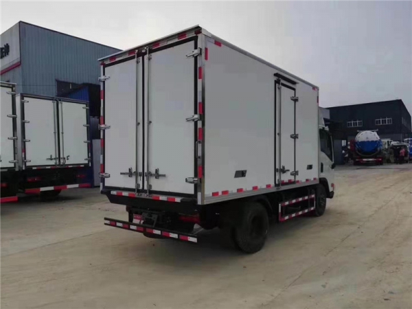 (國六4.2米)大運(yùn)藍(lán)牌冷藏車