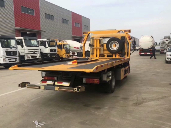 國(guó)六解放J6F藍(lán)牌清障車(chē)一拖二