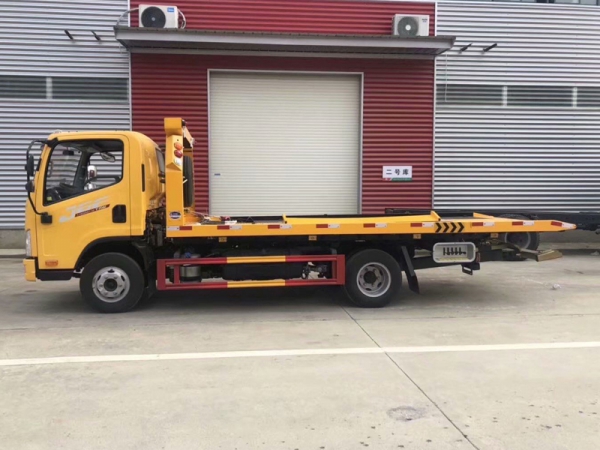 國(guó)六解放J6F藍(lán)牌清障車(chē)一拖二