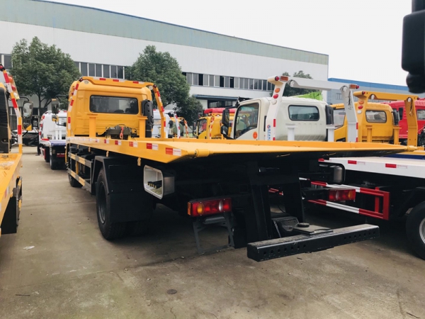 東風(fēng)天錦10噸平板清障車