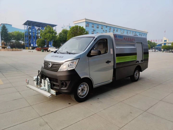 長安2.5方路面養護車,清洗車多少錢
