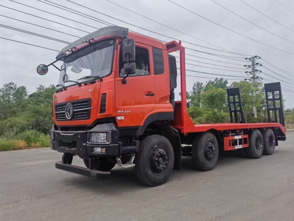 國(guó)六東風(fēng)天龍前四后八平板運(yùn)輸車(chē)，挖機(jī)拖車(chē)價(jià)格