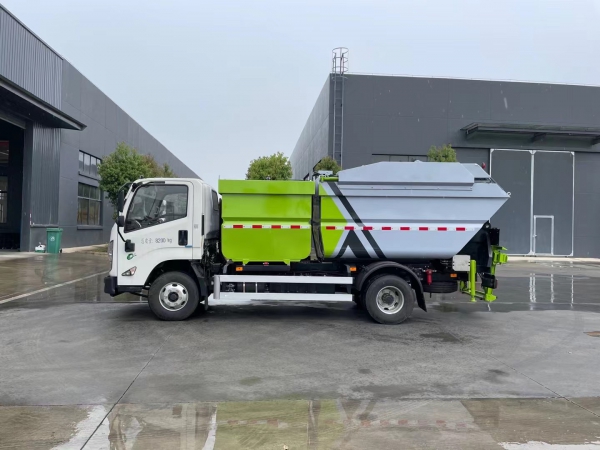江鈴雙倉(cāng)垃圾車,垃圾分類運(yùn)輸車