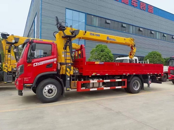 東風(fēng)D3V/T3單橋8噸隨車吊