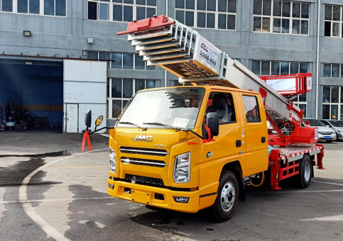 國(guó)六江鈴32米藍(lán)牌云梯車